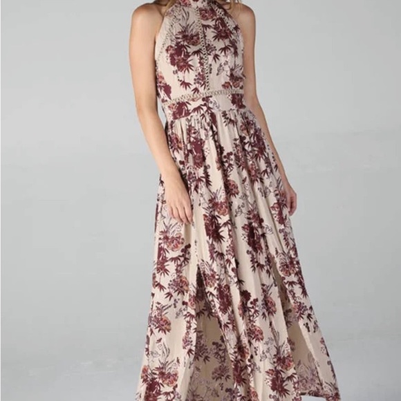 Angie Dresses & Skirts - NEW Angie Halter Dress L